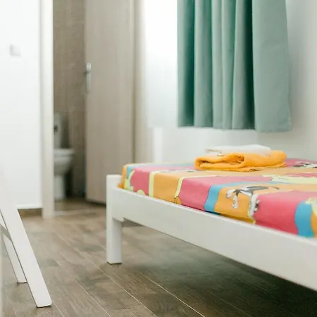 Anastasia 斯卡拉伯塔麦斯