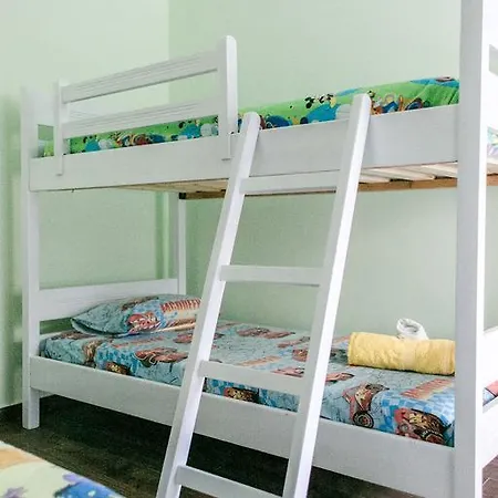 招待所 Anastasia 4*